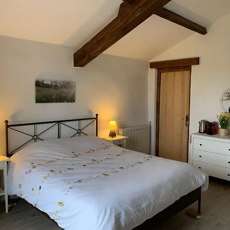 Au Mas De Janita, Et Table D'hôtes 3*