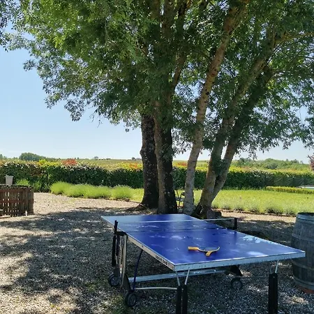 Au Mas De Janita, Et Table D'hotes