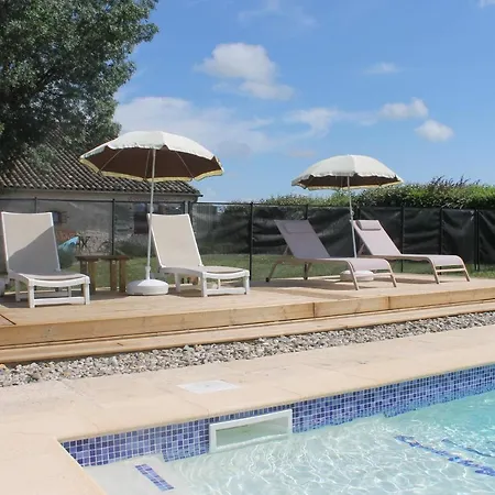 Guest house Au Mas De Janita, Et Table D'hotes 3*