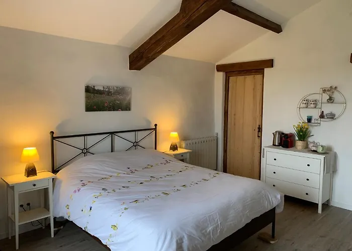 Au Mas De Janita, Et Table D'hotes 3*