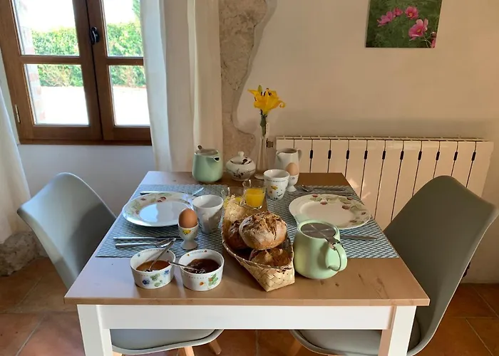 Au Mas De Janita, Et Table D'hotes Affittacamere 3*