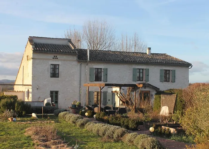 Au Mas De Janita, Et Table D'hotes 3*