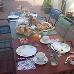 게스트하우스 Au Mas De Janita, Et Table D'hotes